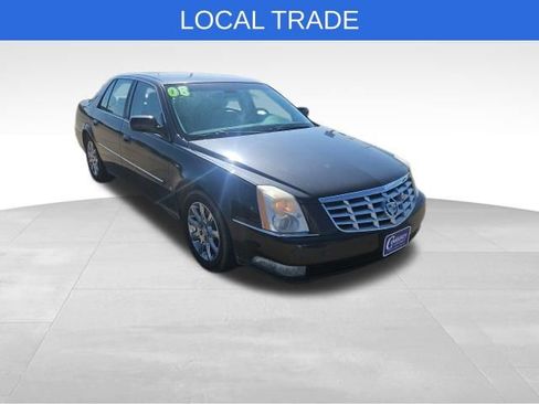 Used 2008 Cadillac DTS FWD image 5