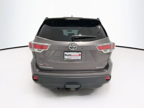 Used 2016 Toyota Highlander XLE AWD/4WD image 5