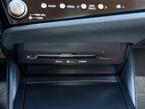 Used 2022 Lexus ES 350 350 image 26