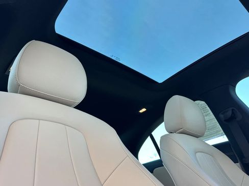 Used 2023 Mercedes-Benz CLA 250 image 15