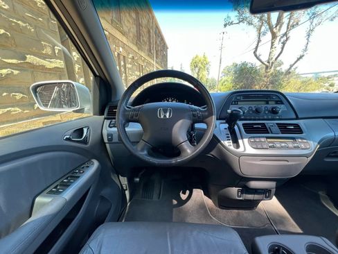 Used 2010 Honda Odyssey EX-L image 20