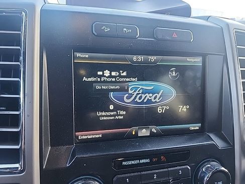 Used 2015 Ford F150 Lariat image 4