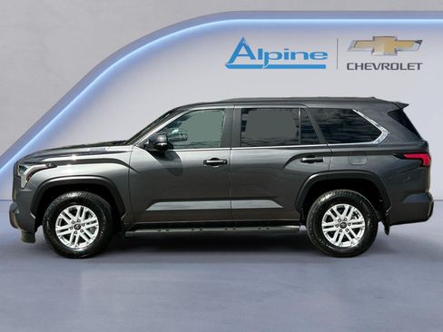Used 2025 Toyota Sequoia SR5 AWD/4WD image 2