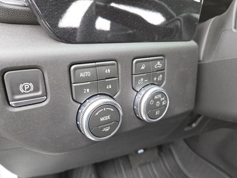 New 2026 GMC Sierra 1500 Elevation w/ Elevation Premium Package AWD/4WD image 8