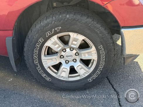 Used 2019 Nissan Titan SV image 6