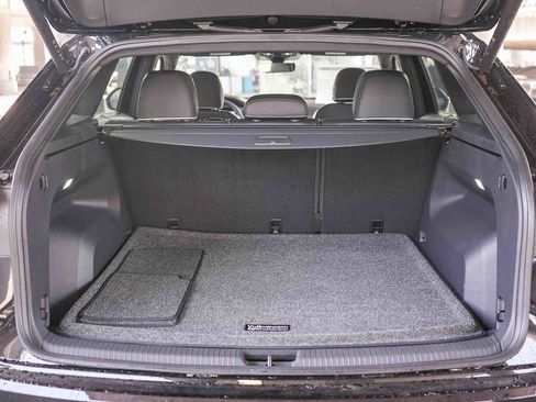 New 2026 Volkswagen Atlas Cross Sport SEL Premium R-Line AWD/4WD image 12