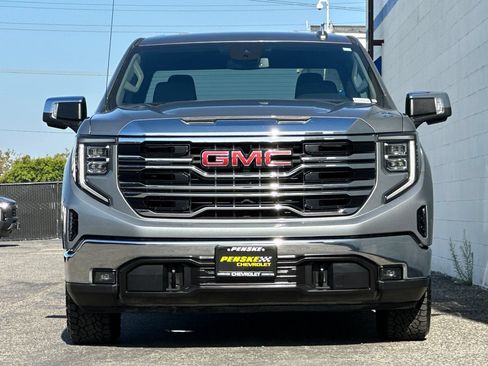 Certified 2024 GMC Sierra 1500 SLT RWD image 9