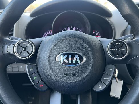 Used 2016 Kia Soul Base image 15