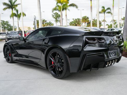 Used 2019 Chevrolet Corvette Stingray Coupe w/ Carbon Flash Badge Package RWD image 24