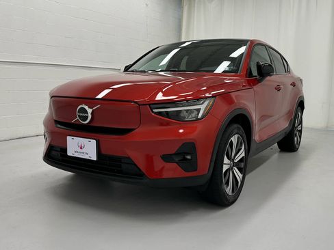 Used 2023 Volvo C40 P8 Recharge Plus image 4