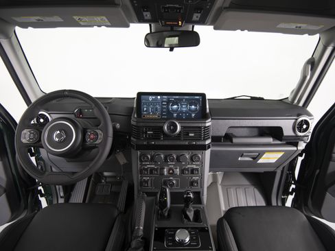 New 2025 INEOS Grenadier Fieldmaster Edition image 30