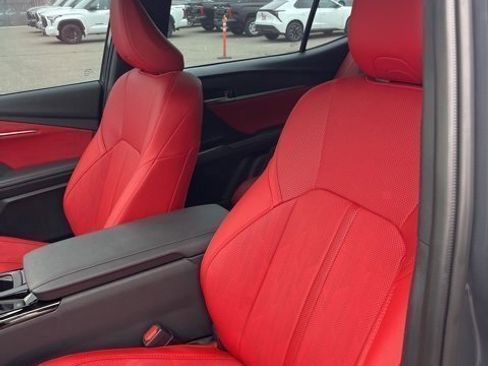 Used 2025 Toyota Camry XSE image 11