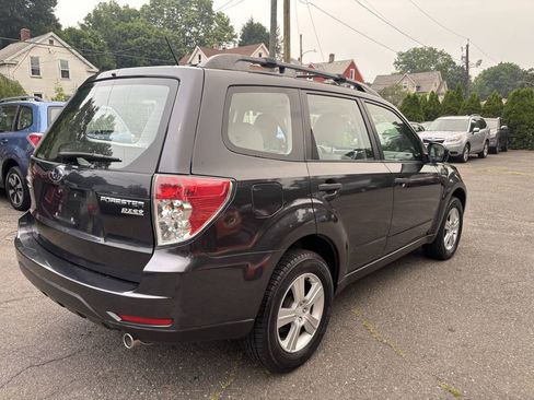 Used 2012 Subaru Forester 2.5X AWD/4WD image 5