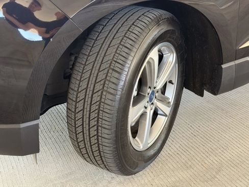Used 2019 Ford Edge SEL w/ Equipment Group 201A FWD image 15