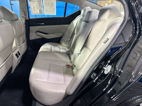 Used 2019 Nissan Altima 2.5 Platinum image 32