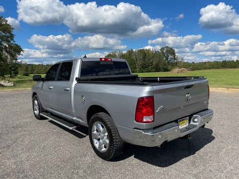 Used 2019 RAM 1500 Big Horn image 2