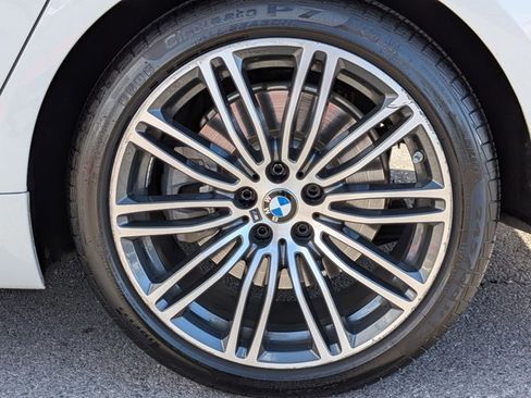 Used 2018 BMW 540i image 24