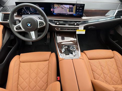 New 2027 BMW X7 xDrive40i w/ Executive Package AWD/4WD image 16