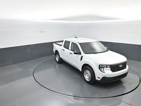 New 2026 Ford Maverick XL w/ Equipment Group 101A AWD/4WD image 24