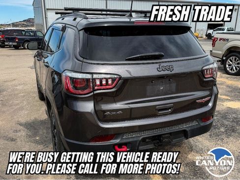 Used 2019 Jeep Compass Trailhawk AWD/4WD image 3