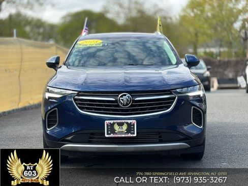 Used 2023 Buick Envision Essence FWD image 2