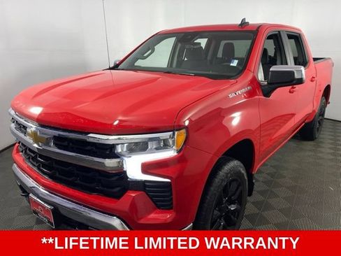 Used 2023 Chevrolet Silverado 1500 LT AWD/4WD image 3