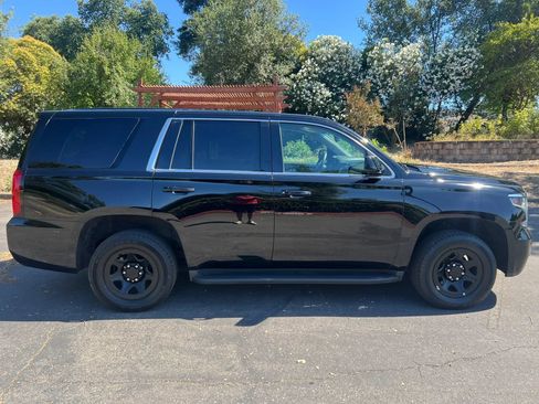 Used 2017 Chevrolet Tahoe 2WD image 4
