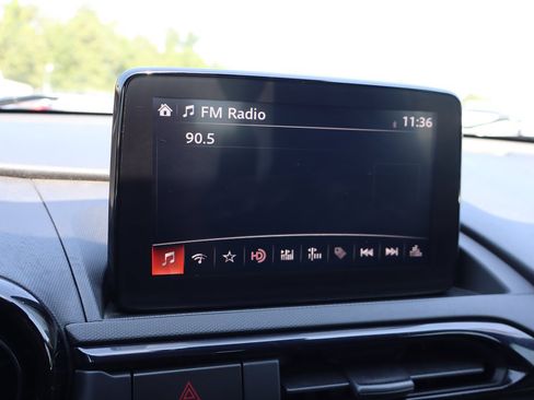 Used 2020 MAZDA MX-5 Miata RF Club RWD image 32