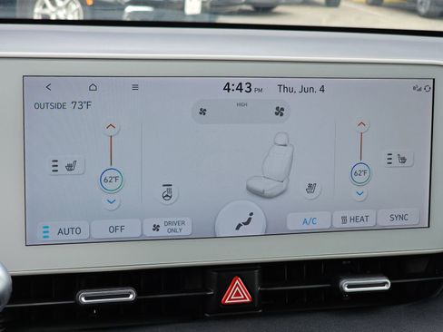 Certified 2024 Hyundai Ioniq 5 SEL RWD image 28