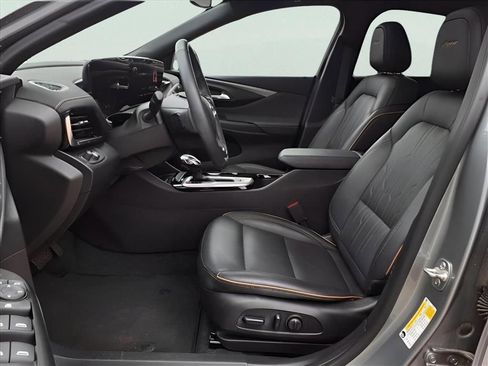 Used 2025 Buick Envista Avenir image 11