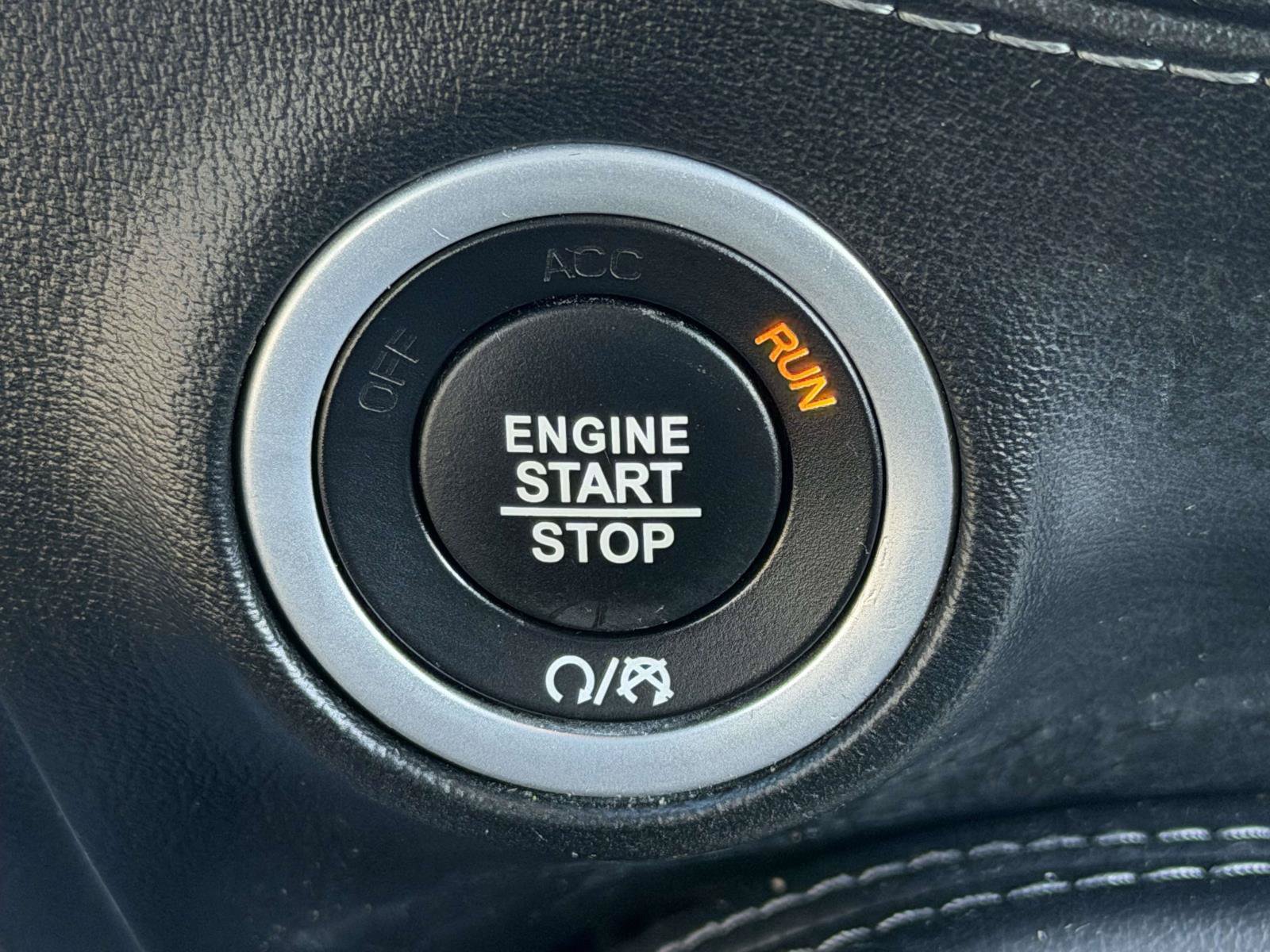 Used 2021 Dodge Challenger R/T Scat Pack RWD image 18