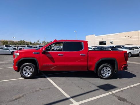 Used 2021 GMC Sierra 1500 SLT w/ SLT Convenience Package AWD/4WD image 8