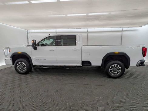 Used 2023 GMC Sierra 3500 SLE w/ SLE Convenience Package image 3