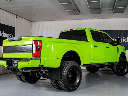Used 2017 Ford F350 4x4 Crew Cab DRW Super Duty image 8