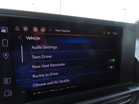 Certified 2024 Chevrolet Silverado EV W/T AWD/4WD image 21