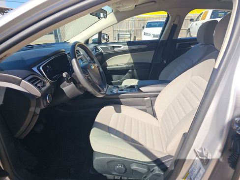 Used 2018 Ford Fusion S image 14