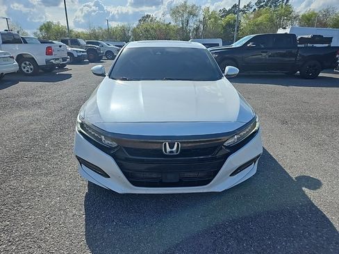 Used 2020 Honda Accord Sport image 2
