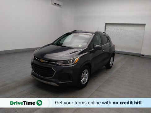 Used 2018 Chevrolet Trax LT w/ LT Convenience Package image 1