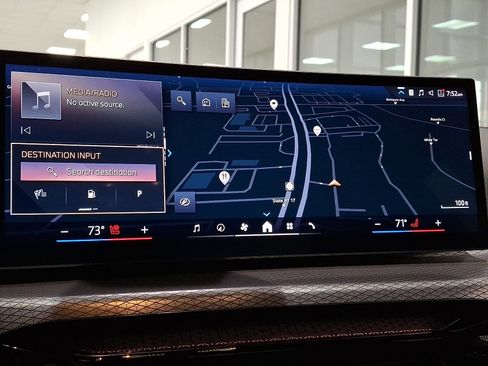 Used 2025 BMW 330i xDrive 330i xDrive w/ M Sport Package image 12