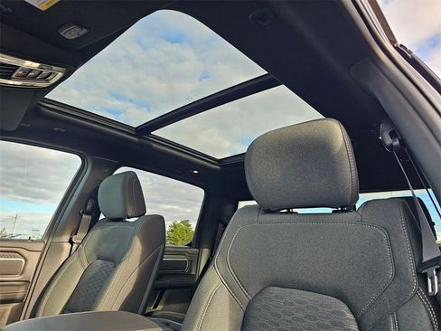 New 2026 RAM 1500 4x4 Crew Cab image 28