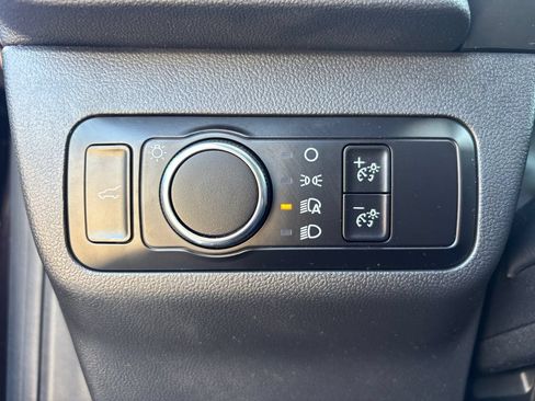 Used 2023 Ford Escape ST-Line w/ Tech Pack #1 FWD image 19