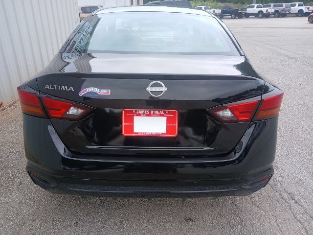 Used 2024 Nissan Altima 2.5 S FWD image 4