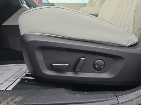 New 2026 Mitsubishi Outlander SEL AWD/4WD image 13
