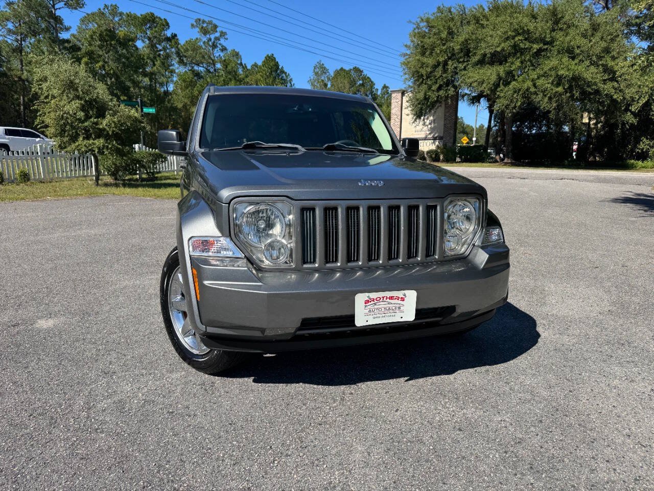 Used 2012 Jeep Liberty Sport AWD/4WD image 36