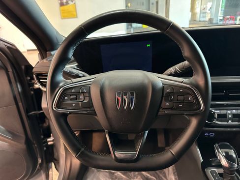 Used 2025 Buick Envista Sport Touring FWD image 27