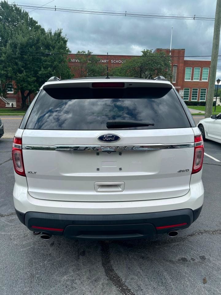 Used 2014 Ford Explorer XLT w/ Equipment Group 201A AWD/4WD image 4