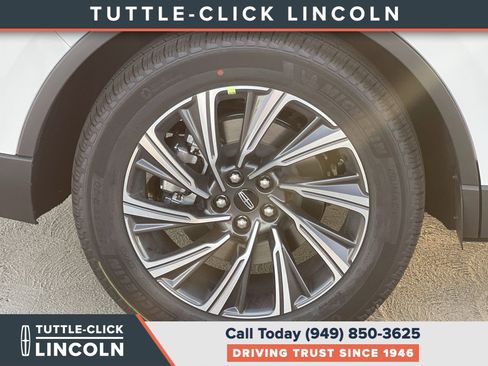 New 2026 Lincoln Aviator 2WD image 11