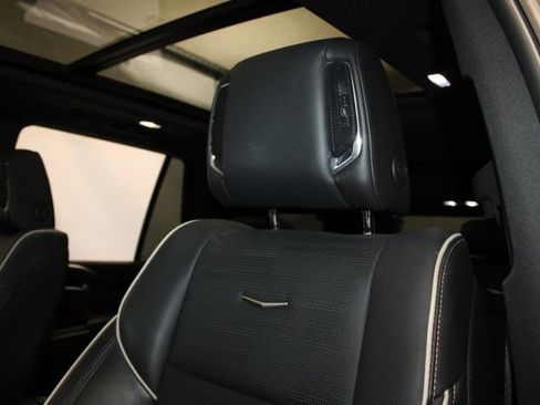 Certified 2023 Cadillac Escalade Premium Luxury AWD/4WD image 11