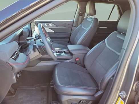 Certified 2025 Ford Explorer ST w/ Sun And Sound Package image 8