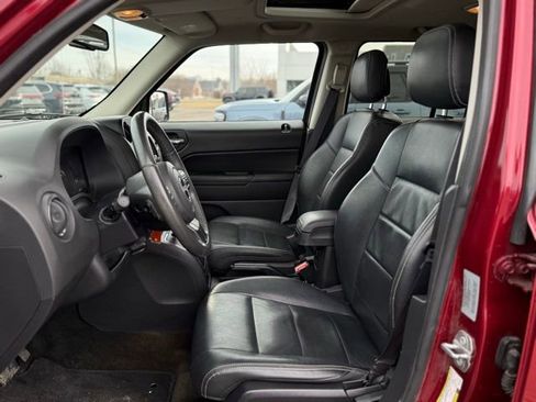 Used 2017 Jeep Patriot High Altitude image 12